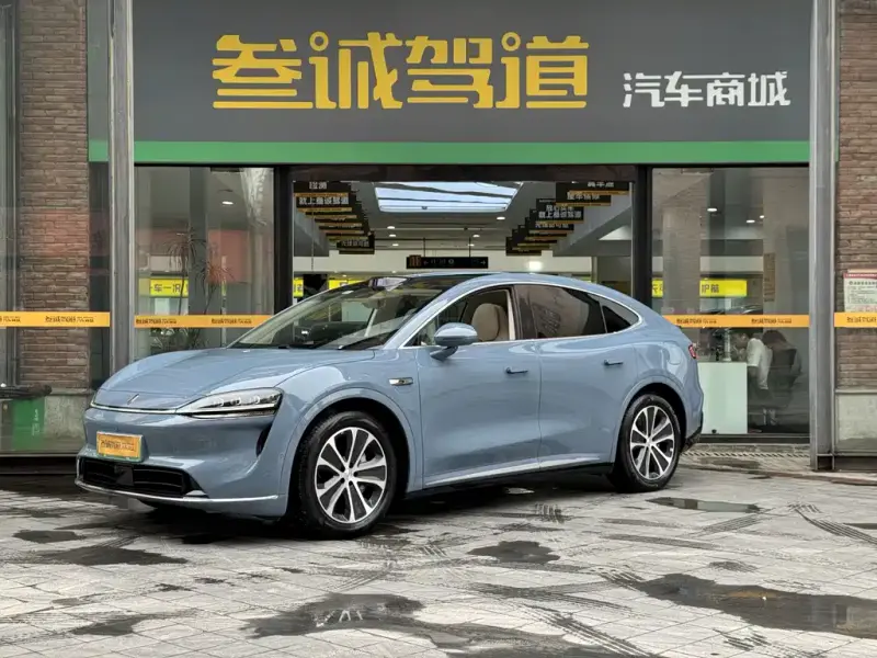 Luxeed Zhijie R7, 2025