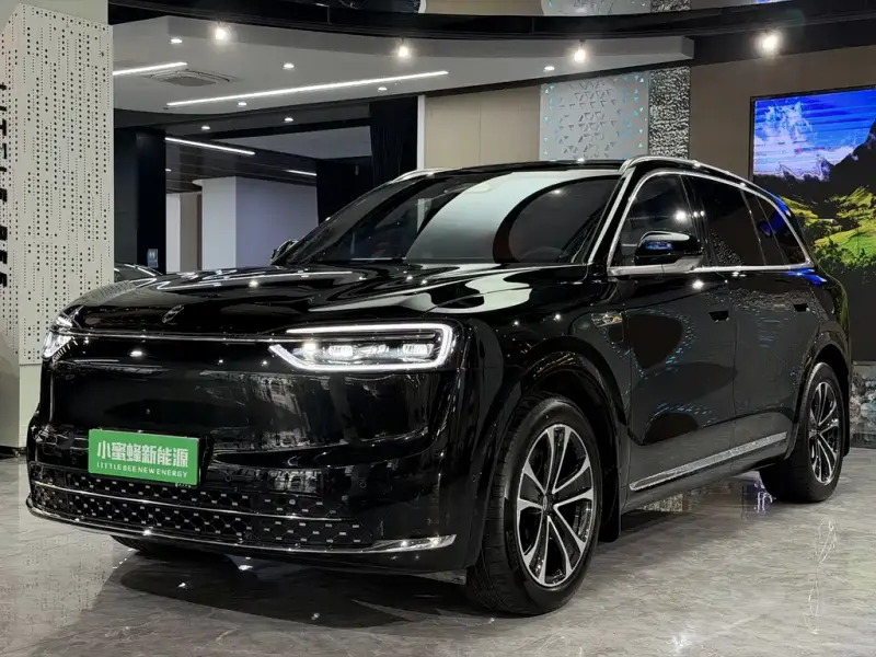 AITO M7, 2025