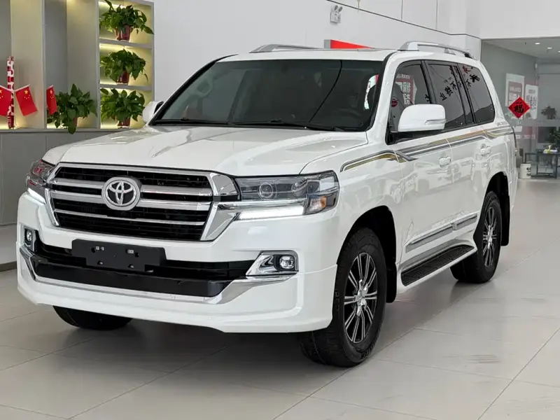 Toyota Land Cruiser, 2013