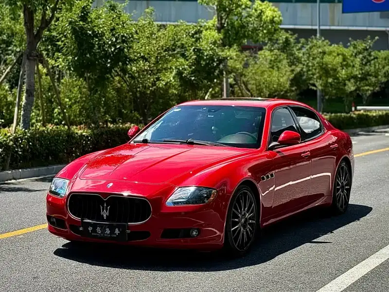 Maserati Quattroporte, 2012