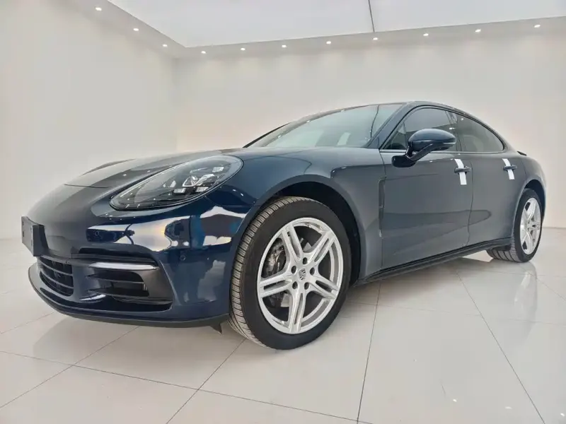 Porsche Panamera, 2020