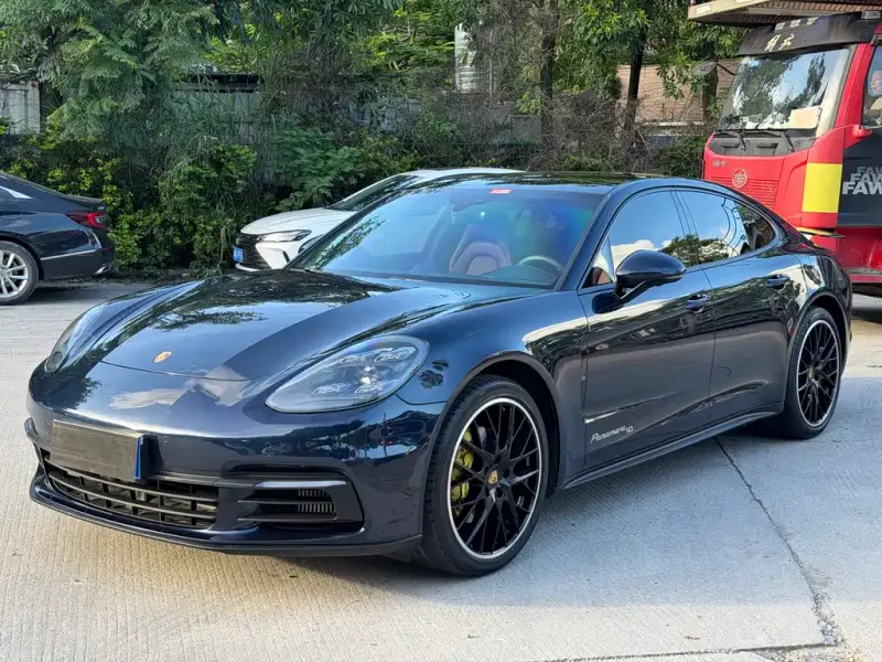 Porsche Panamera, 2020