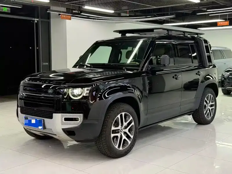 Land Rover Defender, 2026