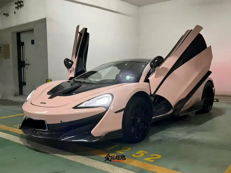 McLaren 570, 2017