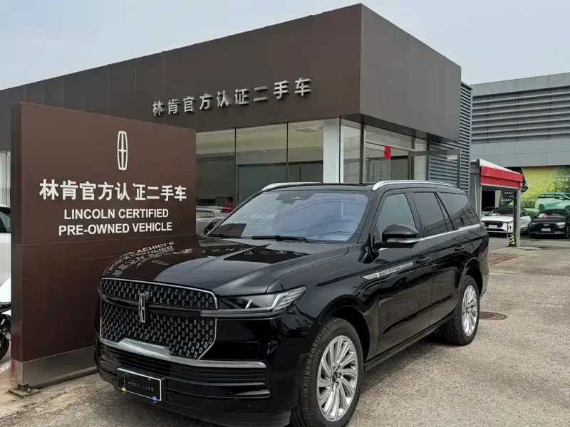 Lincoln Navigator, 2025