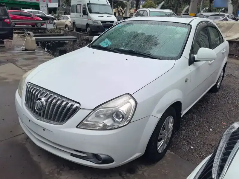 Buick Excelle, 2015
