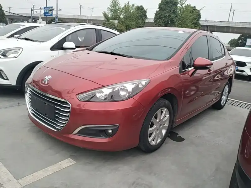 Peugeot 308, 2015