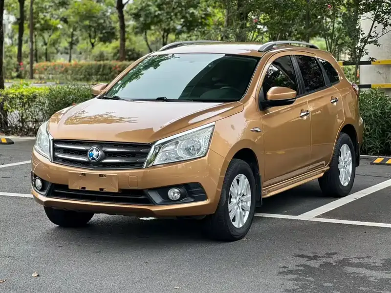 Venucia T70, 2015