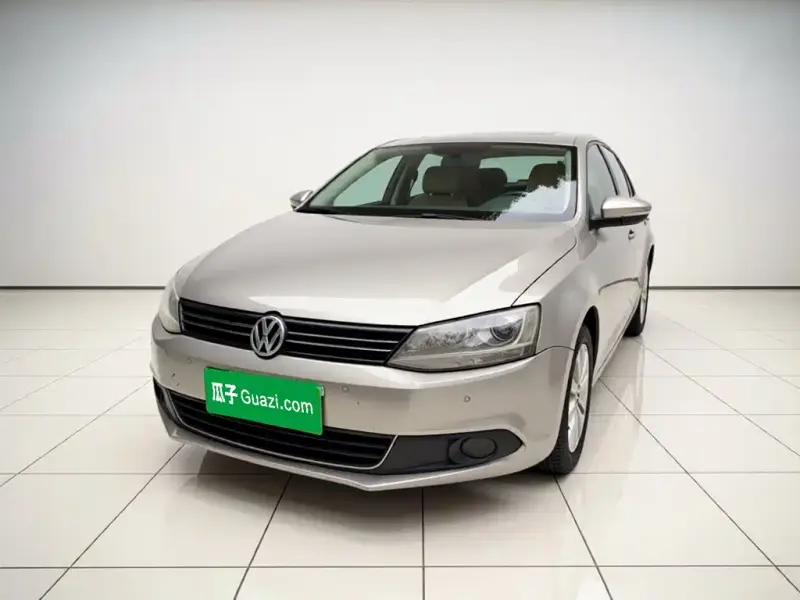 Volkswagen Sagitar, 2014