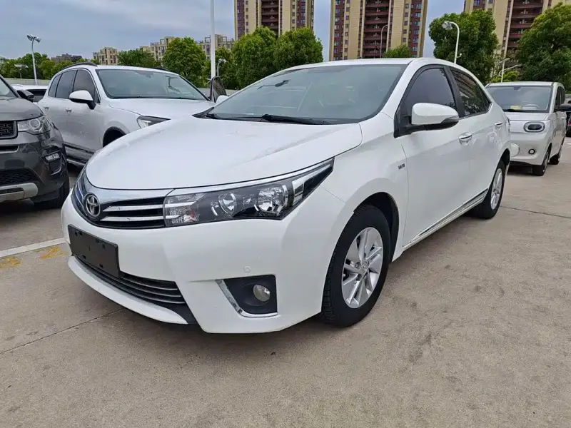 Toyota Corolla, 2015 — фото 1