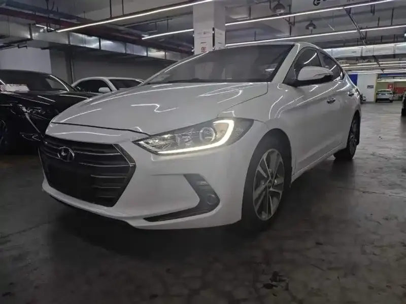 Hyundai Elantra, 2017