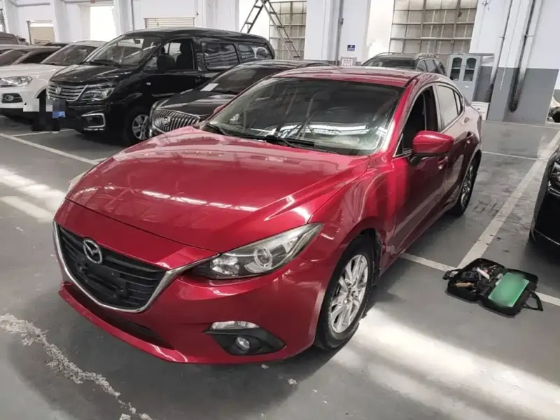 Mazda 3 Axela, 2016