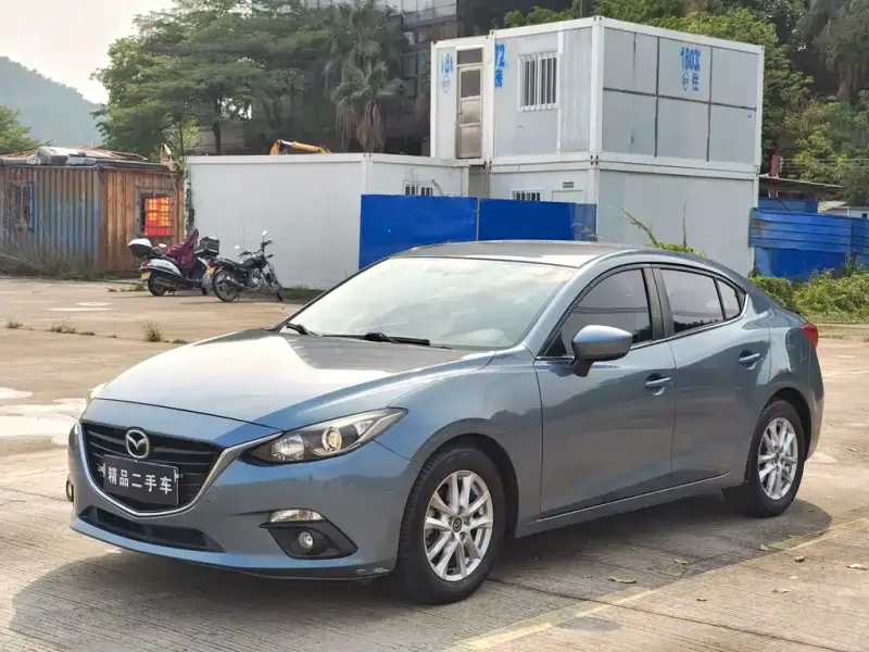 Mazda 3 Axela, 2016