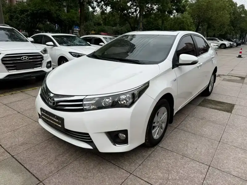 Toyota Corolla, 2015 — фото 1