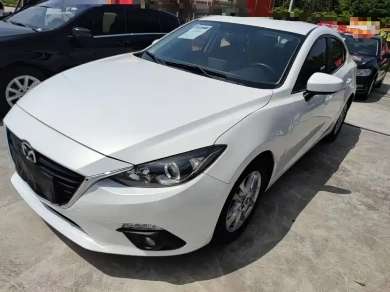 Mazda 3 Axela, 2016