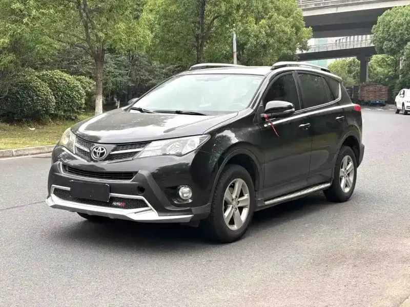Toyota RAV4, 2014 — фото 1
