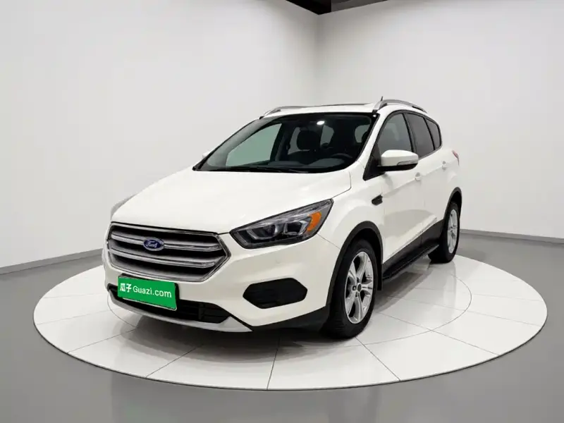 Ford Kuga, 2017