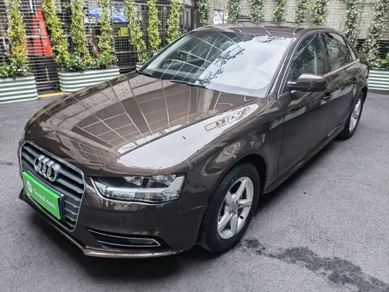 Audi A4L, 2014 — фото 1