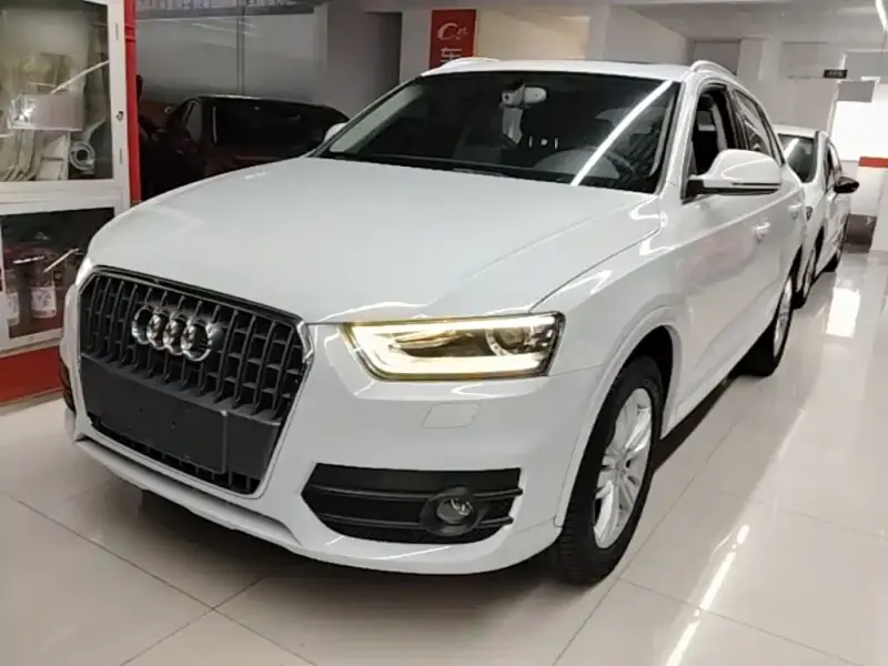 Audi Q3, 2015 — фото 1