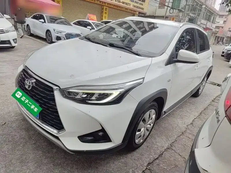 Toyota Yaris L, 2021