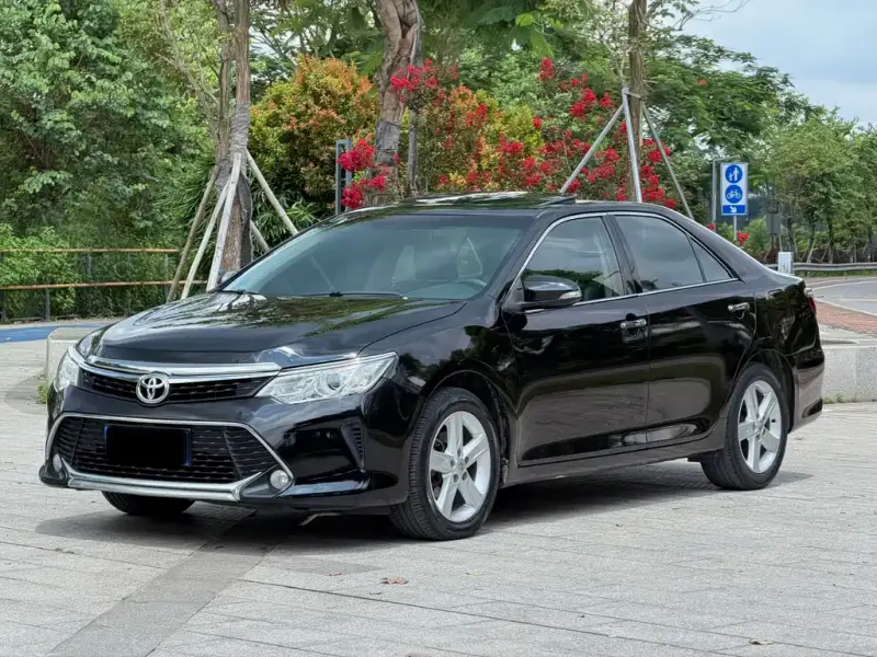 Toyota Camry, 2015