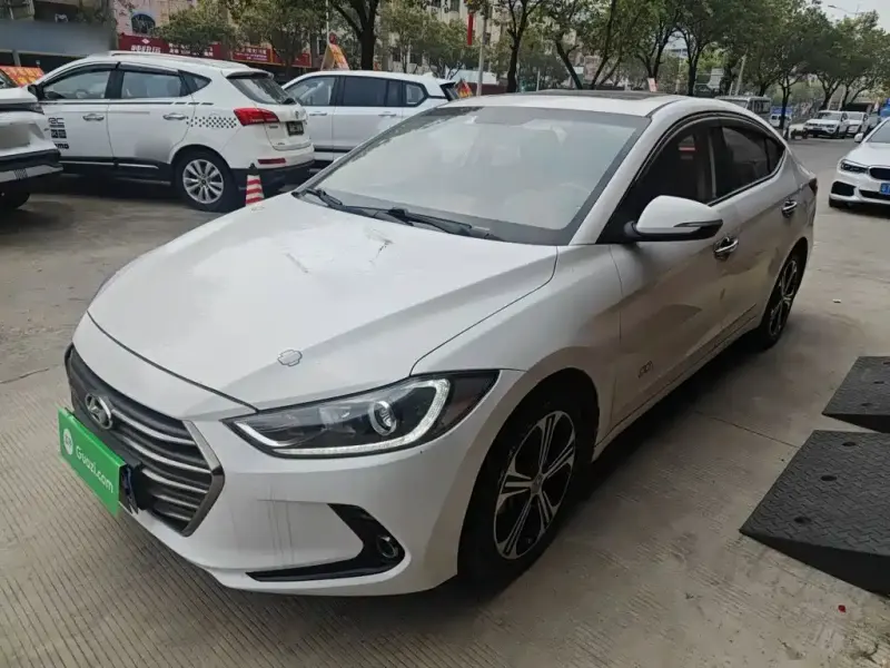 Hyundai Elantra, 2018