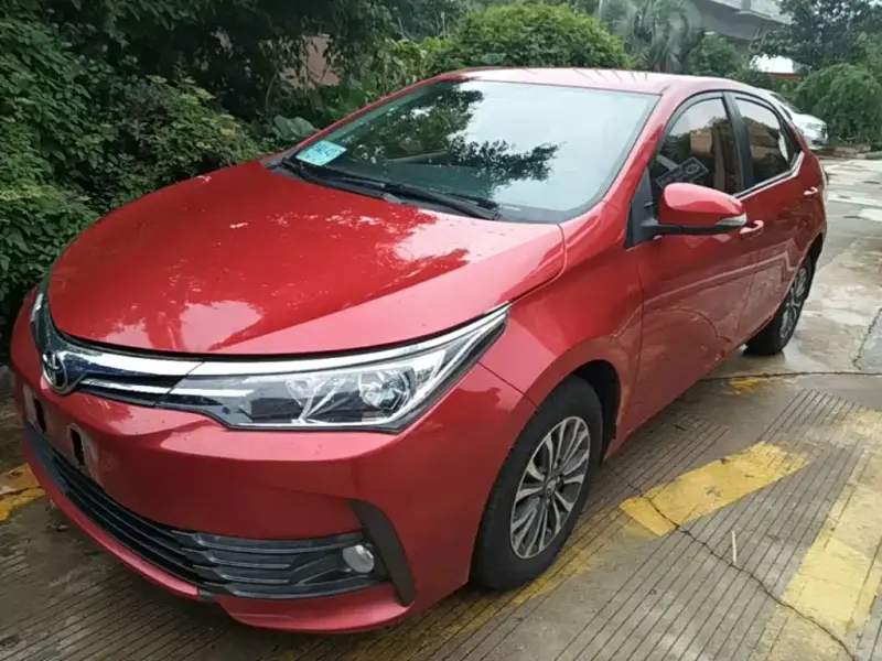 Toyota Corolla, 2018 — фото 1