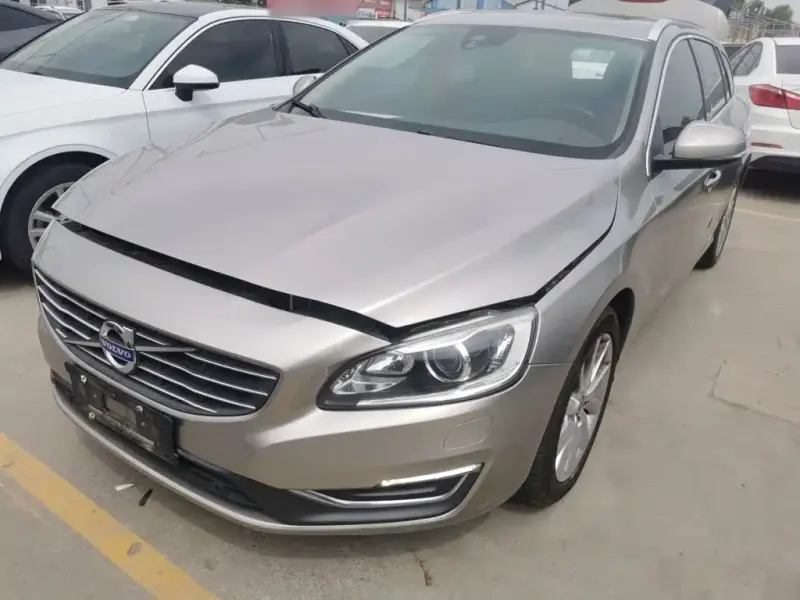 Volvo V60, 2015