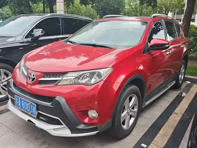 Toyota RAV4, 2013 — фото 1
