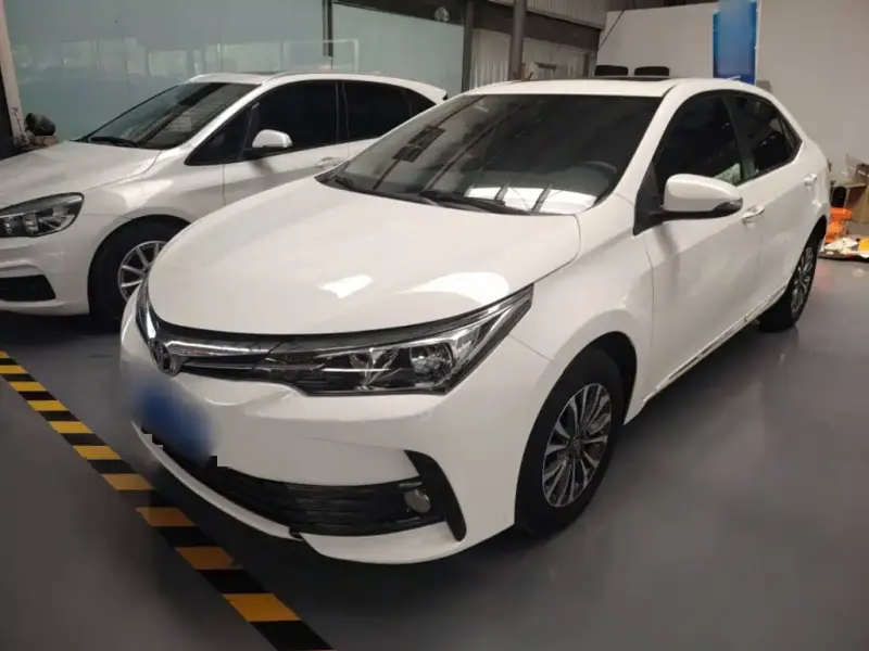Toyota Corolla, 2018 — фото 1