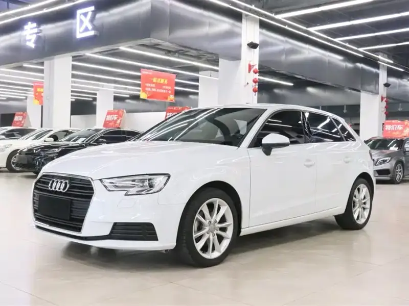 Audi A3, 2017 — фото 1