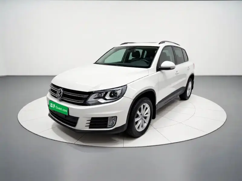 Volkswagen Tiguan, 2018 — фото 1