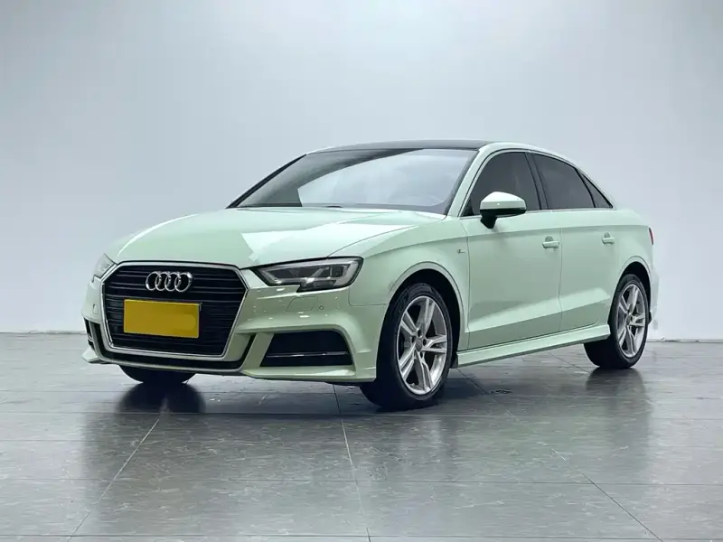 Audi A3, 2019 — фото 1