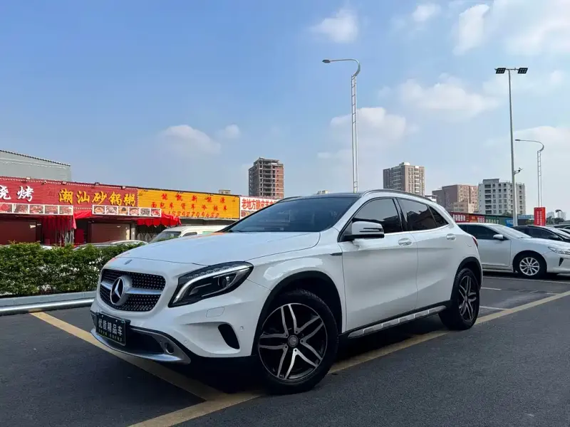 Mercedes-Benz GLA, 2017 — фото 1