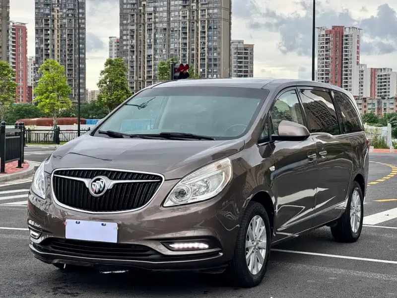 Buick GL8, 2018