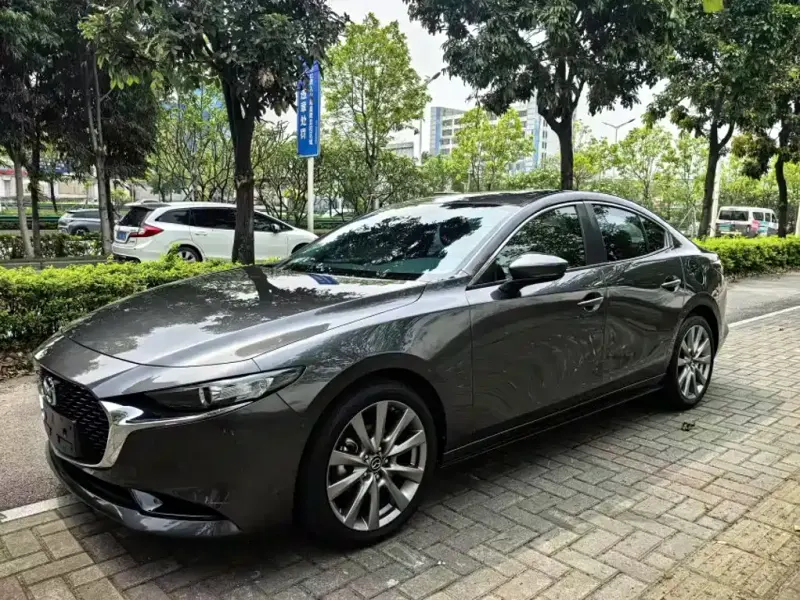 Mazda 3 Axela, 2022