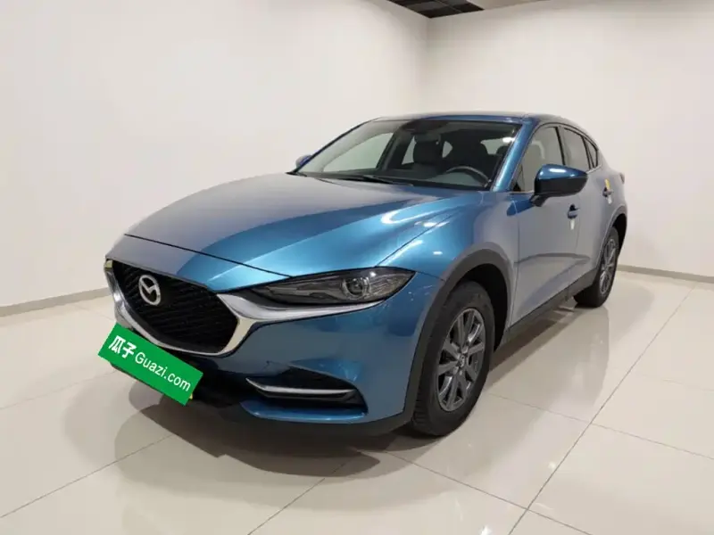 Mazda CX-4, 2022