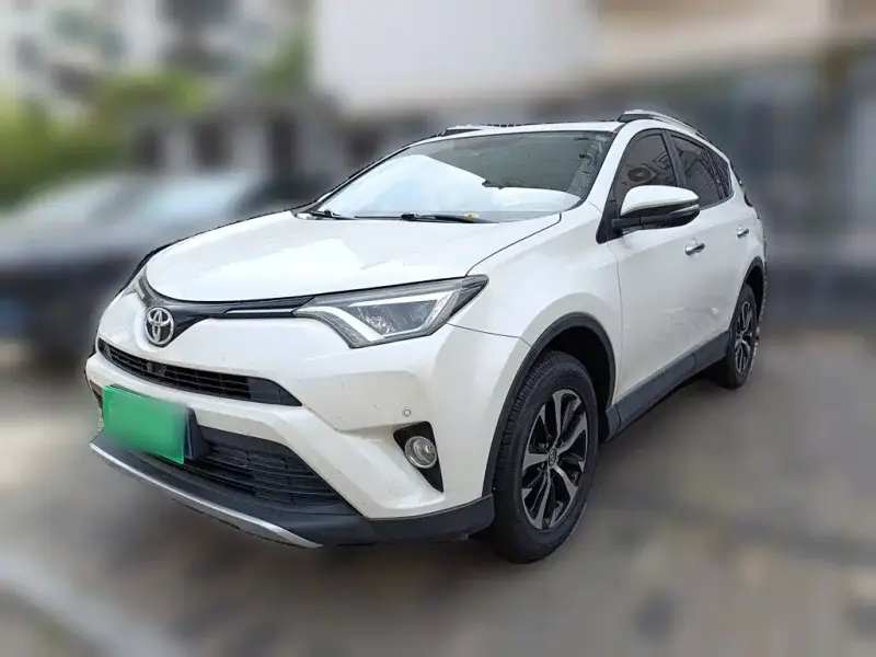 Toyota RAV4, 2017 — фото 1