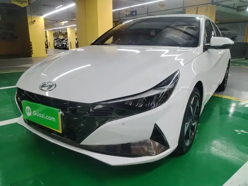 Hyundai Elantra, 2021