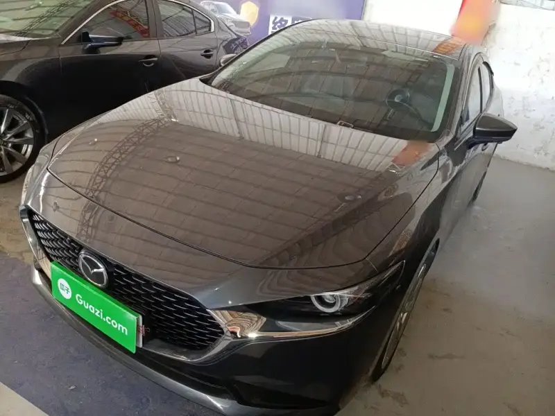 Mazda 3 Axela, 2021