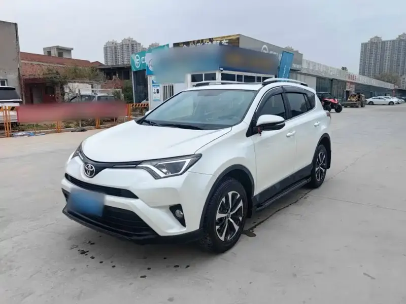 Toyota RAV4, 2018 — фото 1