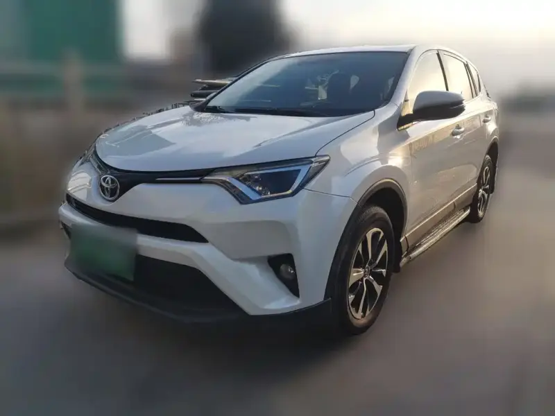 Toyota RAV4, 2019 — фото 1