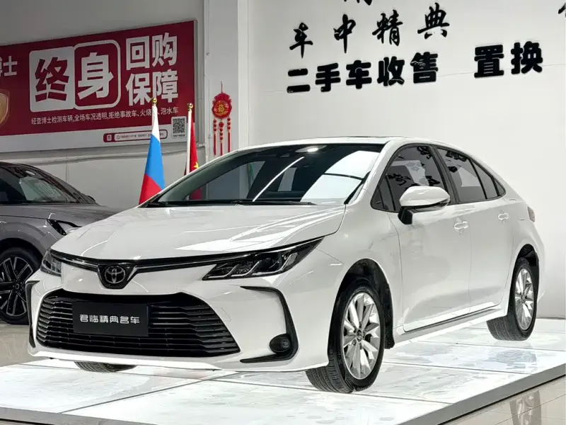 Toyota Corolla, 2022 — фото 1