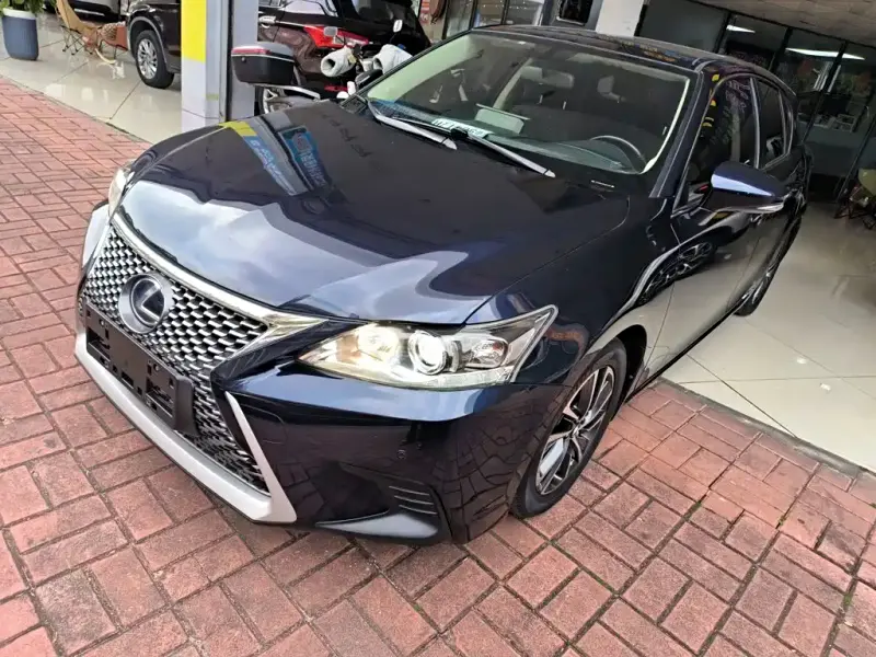 Lexus CT, 2020