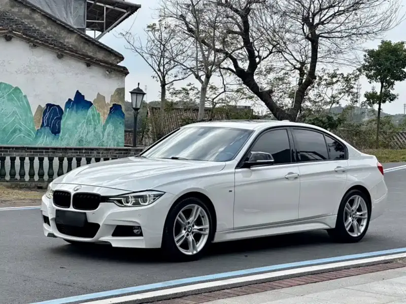 BMW 3 Series, 2019