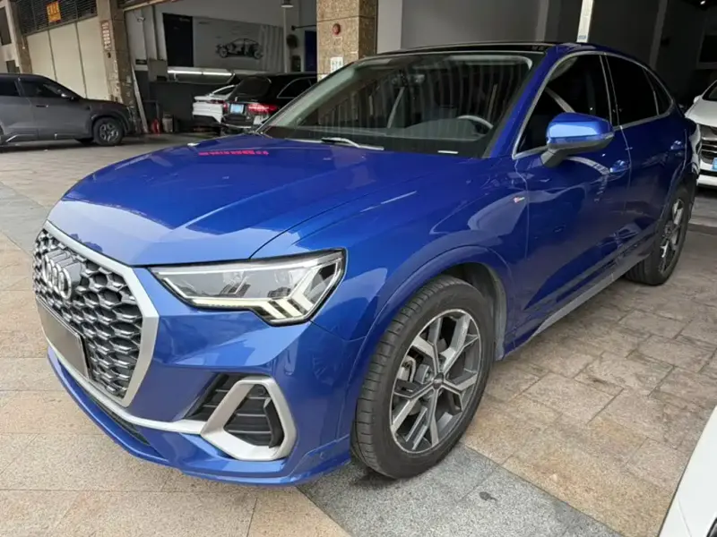Audi Q3 Sportback, 2021