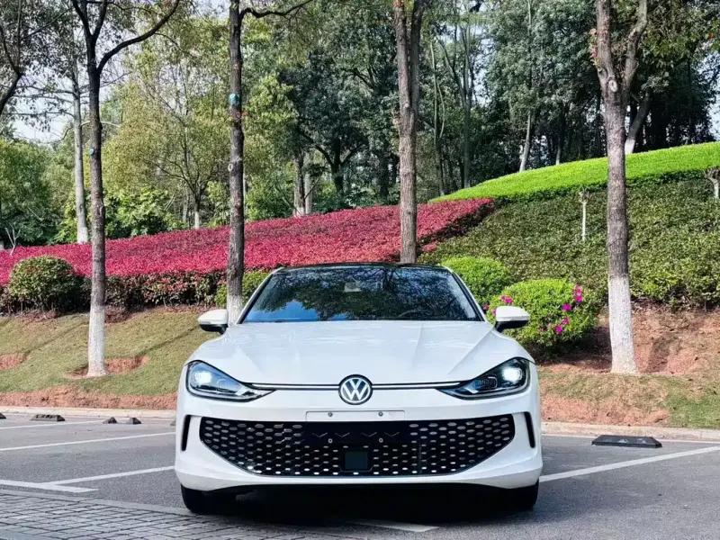 Volkswagen Lamando, 2023