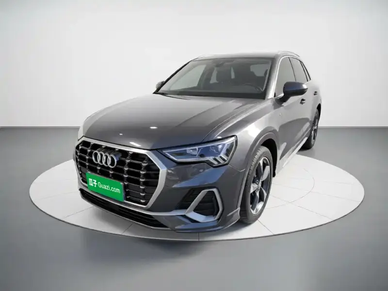 Audi Q3, 2020 — фото 1