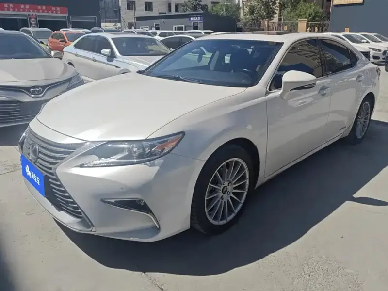 Lexus ES, 2016 — фото 1
