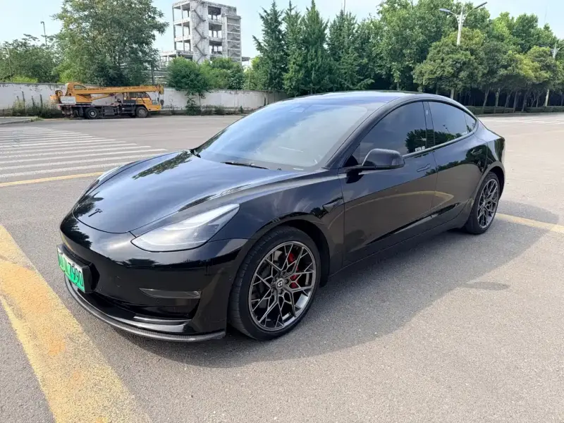 Tesla Model 3, 2021